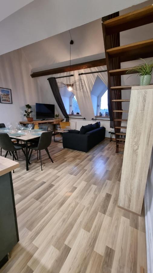 Duplex Saint-Pierre - Parking Et Wifi Gratuit Apartment Chartres Exterior photo