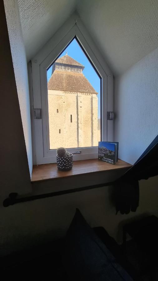 Duplex Saint-Pierre - Parking Et Wifi Gratuit Apartment Chartres Exterior photo